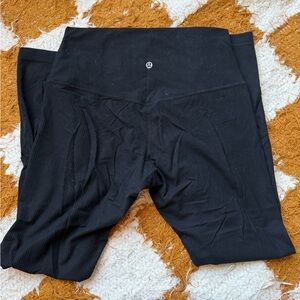 Ribbed lulu lemon aligns size 8 gently used.